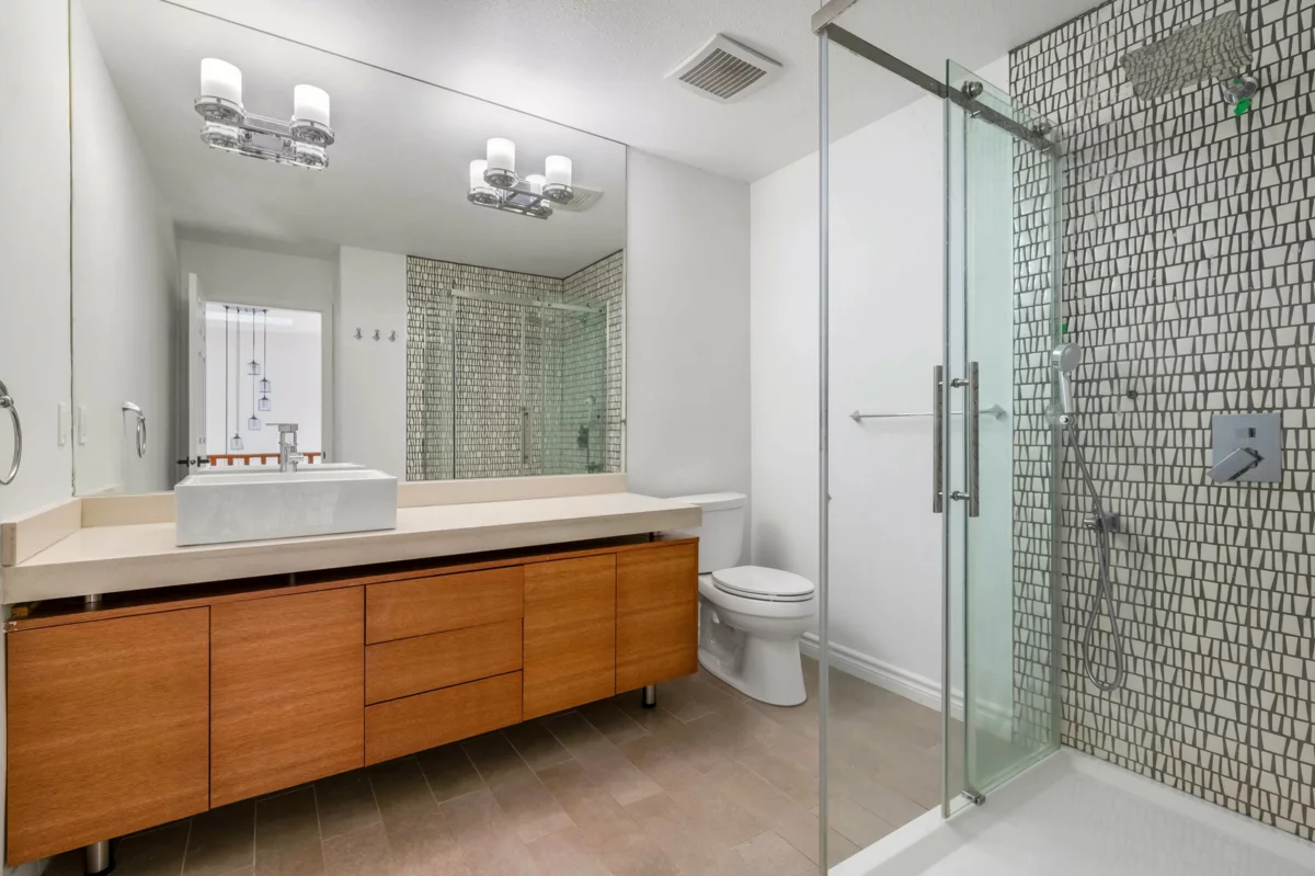 Staircase Photo of 2507 Ashurst Avenue, Coquitlam, BC