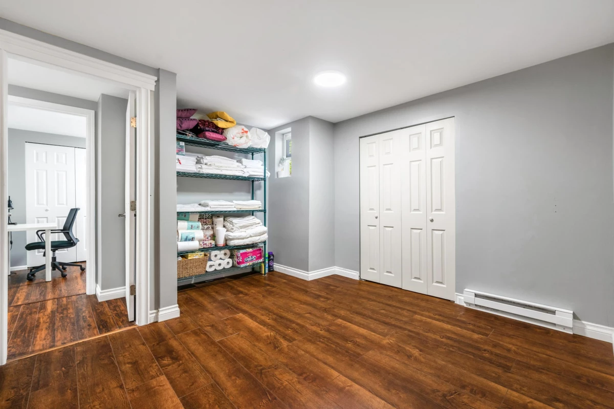 Swimming Pool Photo of 2507 Ashurst Avenue, Coquitlam, BC