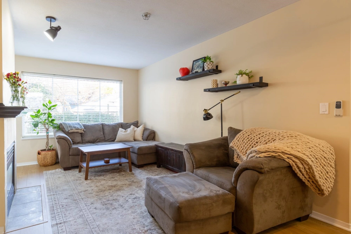 Bedroom 2 Photo of 208 33599 2 Avenue, Mission, BC