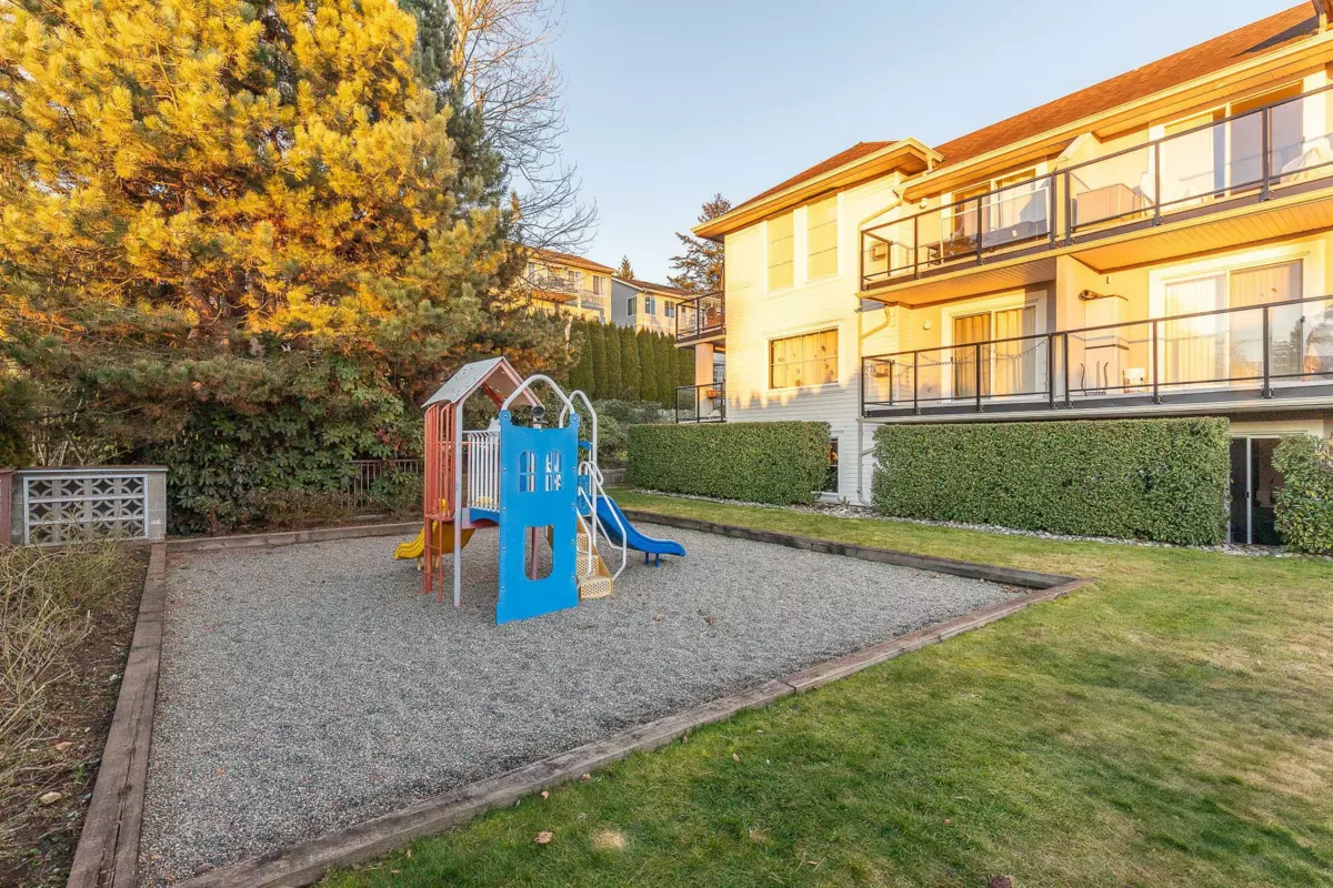 Neighborhood Park Photo Near 208 33599 2 Avenue, Mission, BC