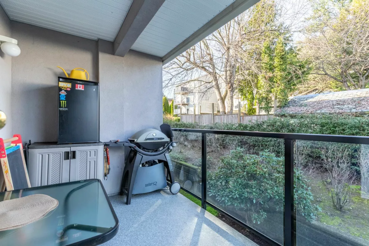 Outdoor Kitchen Photo of 208 33599 2 Avenue, Mission, BC