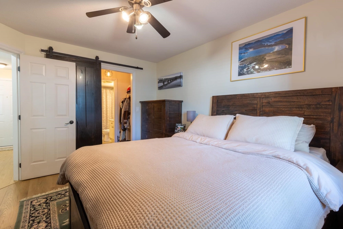 Staircase Photo of 208 33599 2 Avenue, Mission, BC