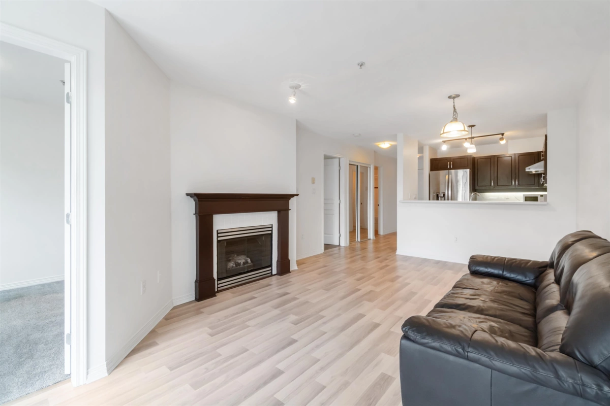 Powder Room Photo of 307 2929 W 4th Avenue, Vancouver, BC