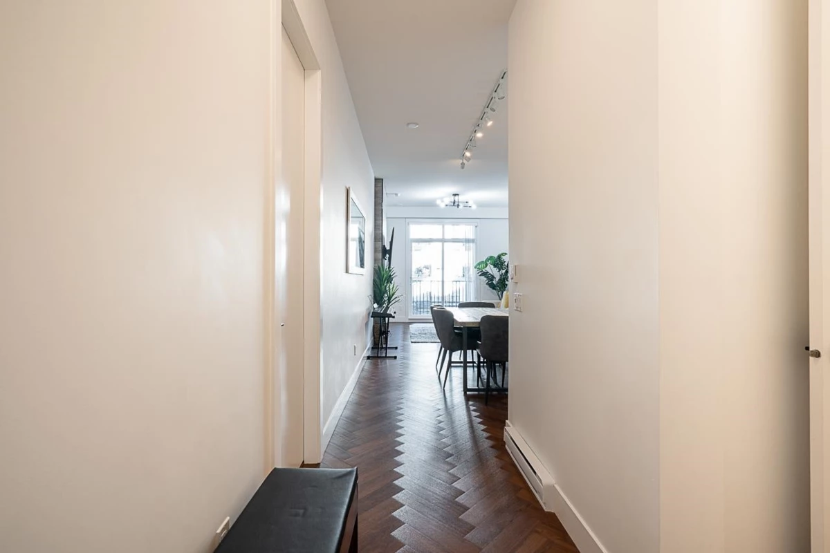 Family Room Photo of 207 13929 105a Avenue, Surrey, BC