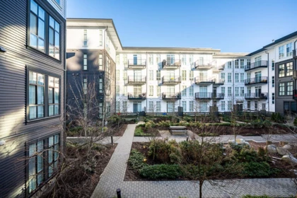Garden / Landscaping Photo of 207 13929 105a Avenue, Surrey, BC
