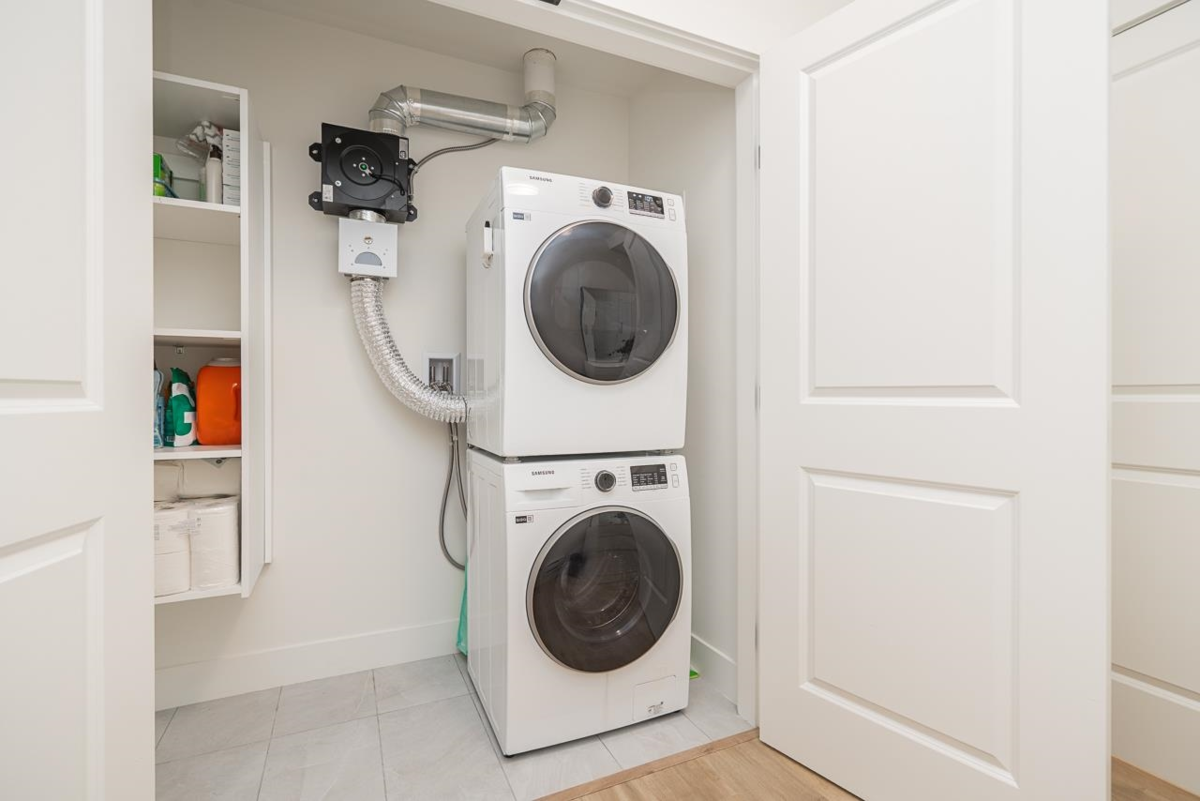 Entry Foyer Photo of 209 7506 199a Street, Langley, BC