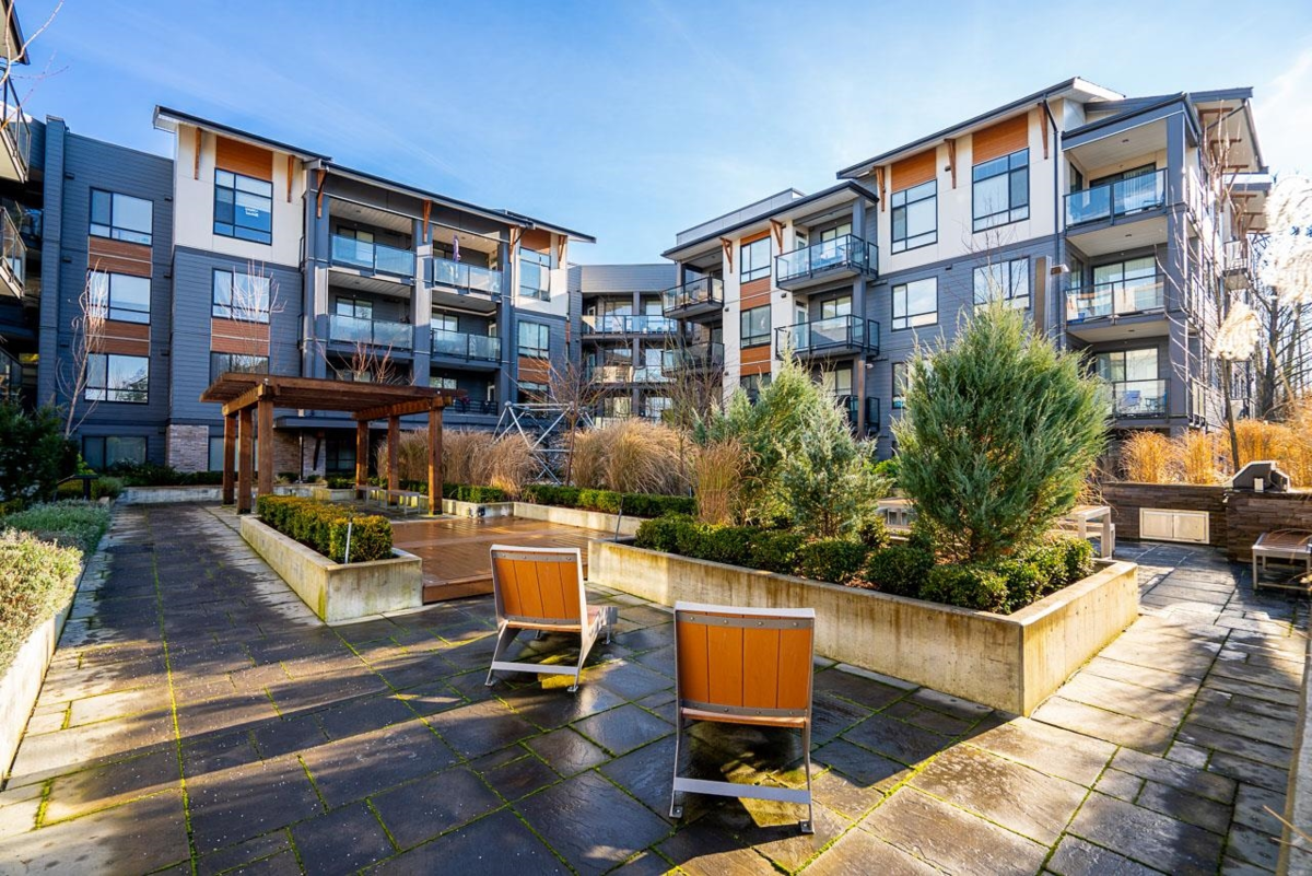 Garden / Landscaping Photo of 209 7506 199a Street, Langley, BC