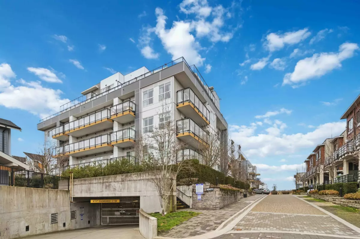 Hot Tub / Spa Photo of 502 10177 River Drive, Richmond, BC