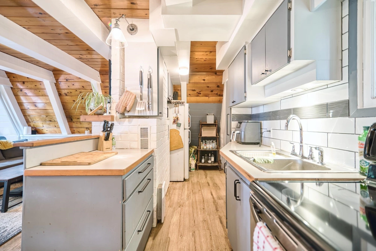 Family Room Photo of 6582 Sunshine Coast Highway, Sechelt, BC