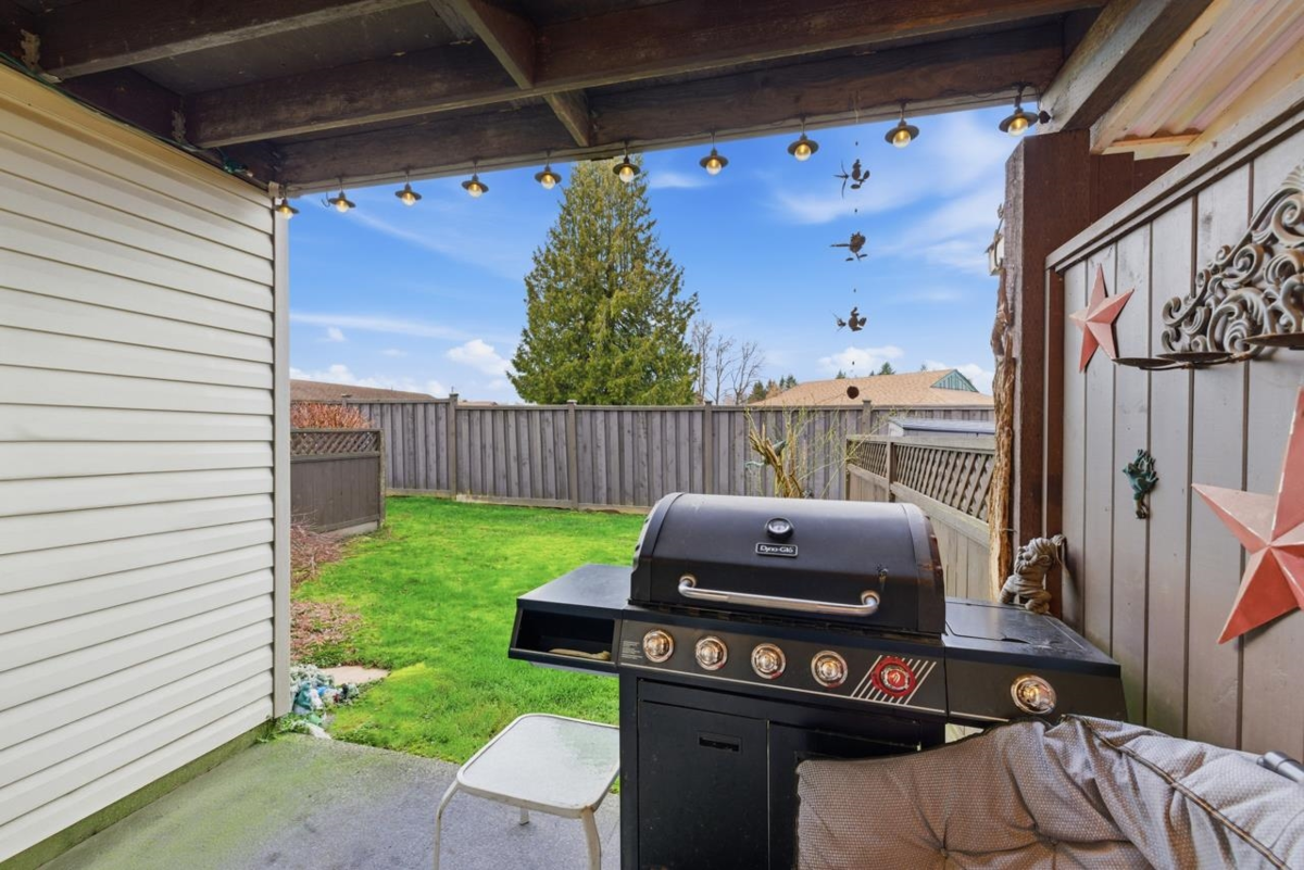 Laundry Room Photo of 174 2844 273 Street, Langley, BC