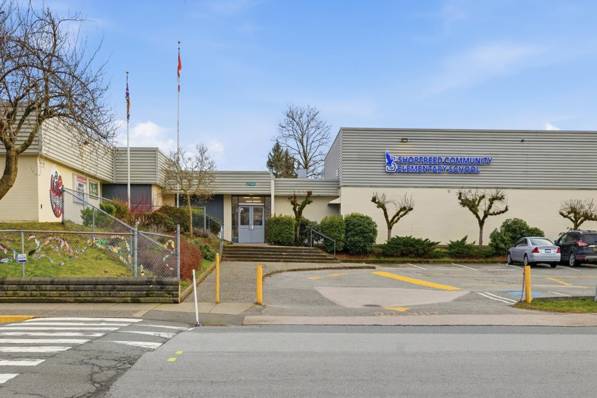 Outdoor Deck Photo of 174 2844 273 Street, Langley, BC