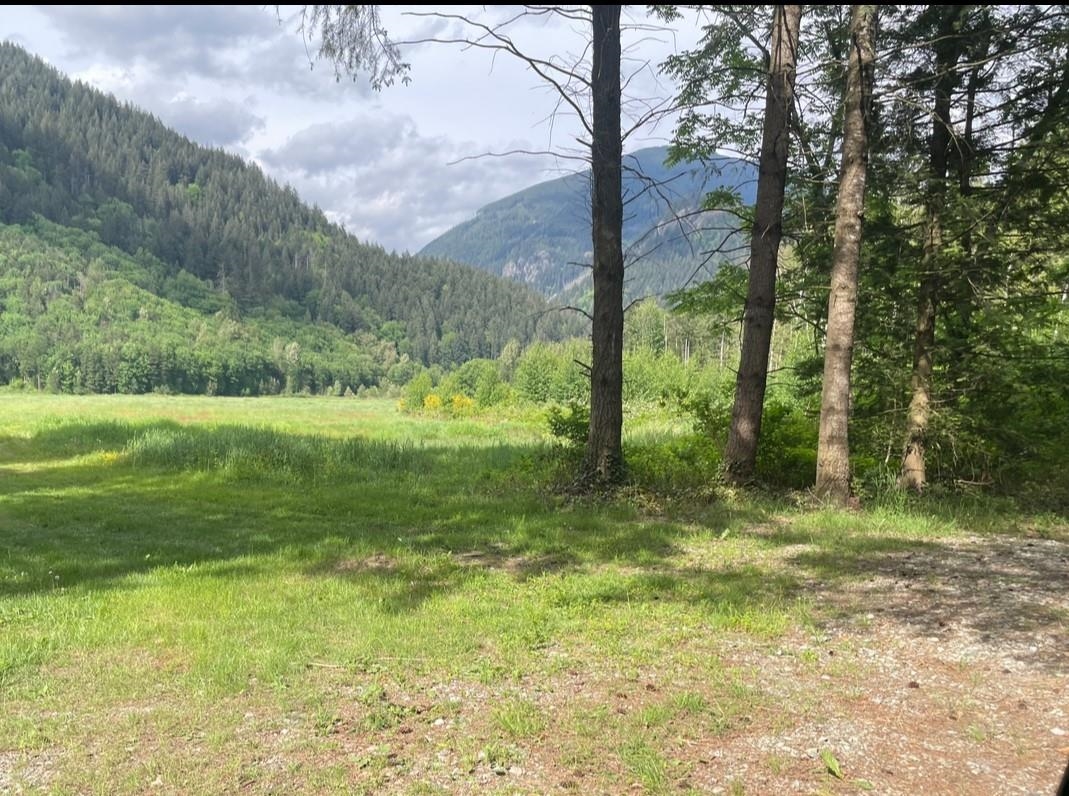 Dining Area Photo of 38205 Bell Road, Mission, BC