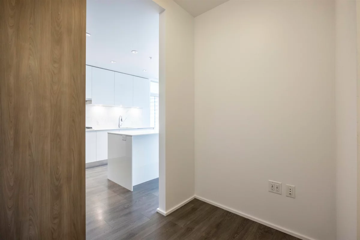 Walk-In Closet Photo of 809 1955 Alpha Way, Burnaby, BC