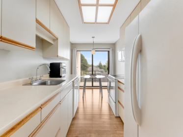 305 8760 No. 1 Road, Richmond, BC
