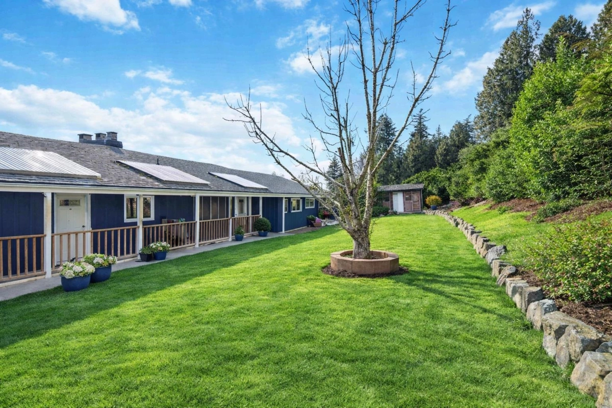 Entry Foyer Photo of 10005 Kenswood Drive, Chilliwack, BC