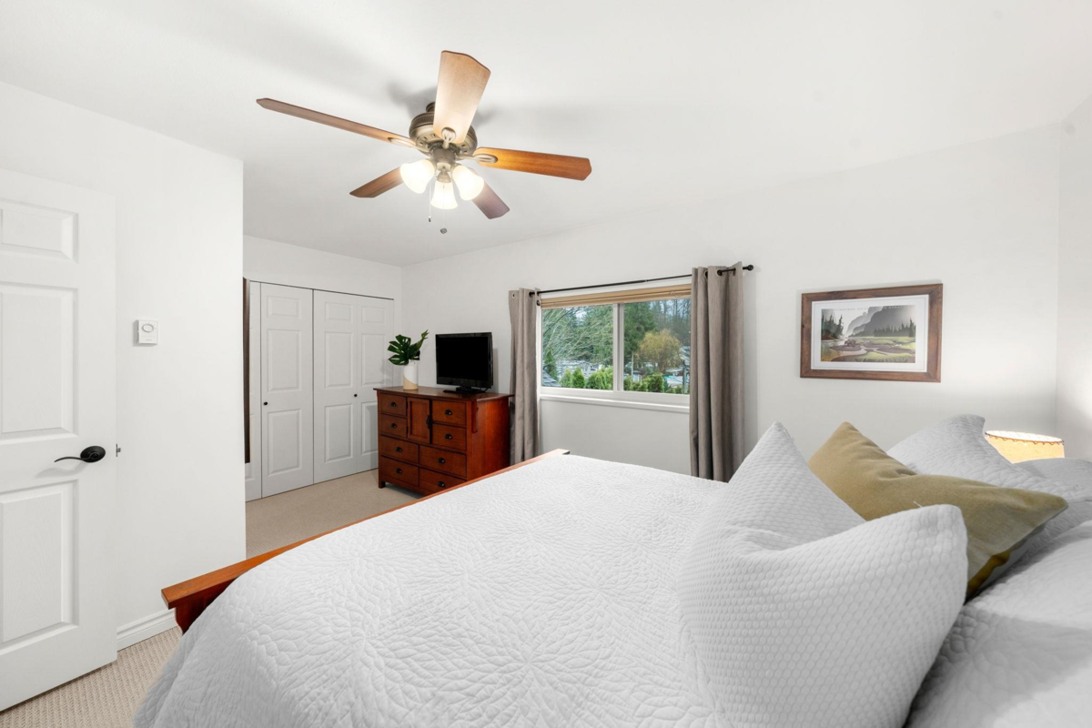 Bedroom 4 Photo of 3 1700 Mamquam Road, Squamish, BC