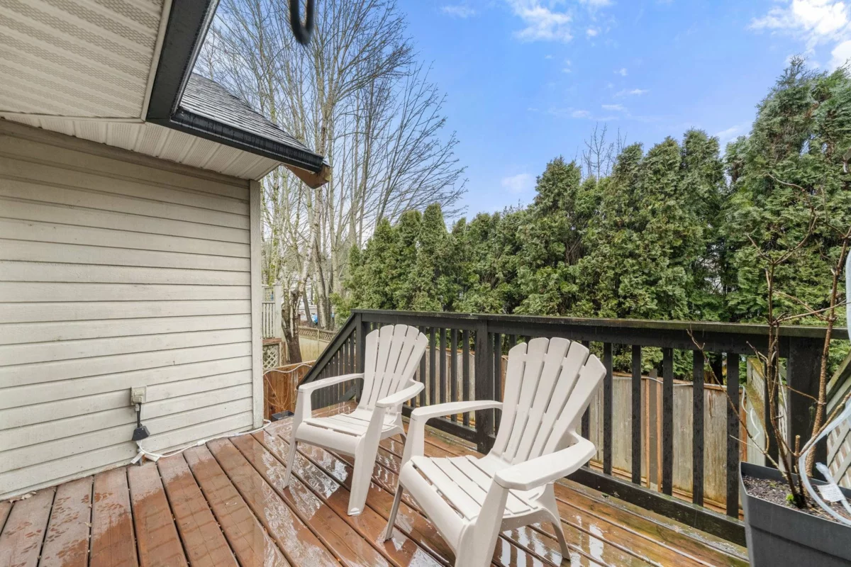 Swimming Pool Photo of 3 1700 Mamquam Road, Squamish, BC