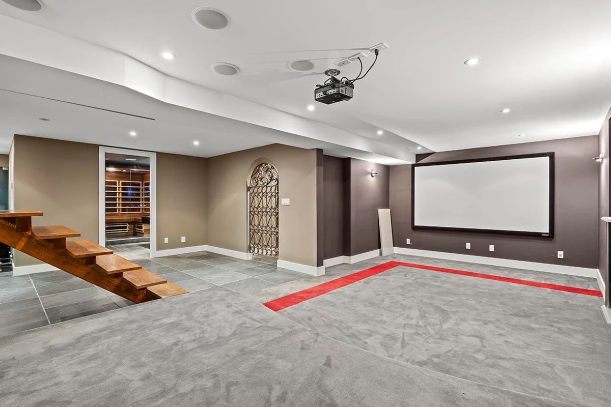 Hot Tub / Spa Photo of 1562 Bramble Lane, Coquitlam, BC