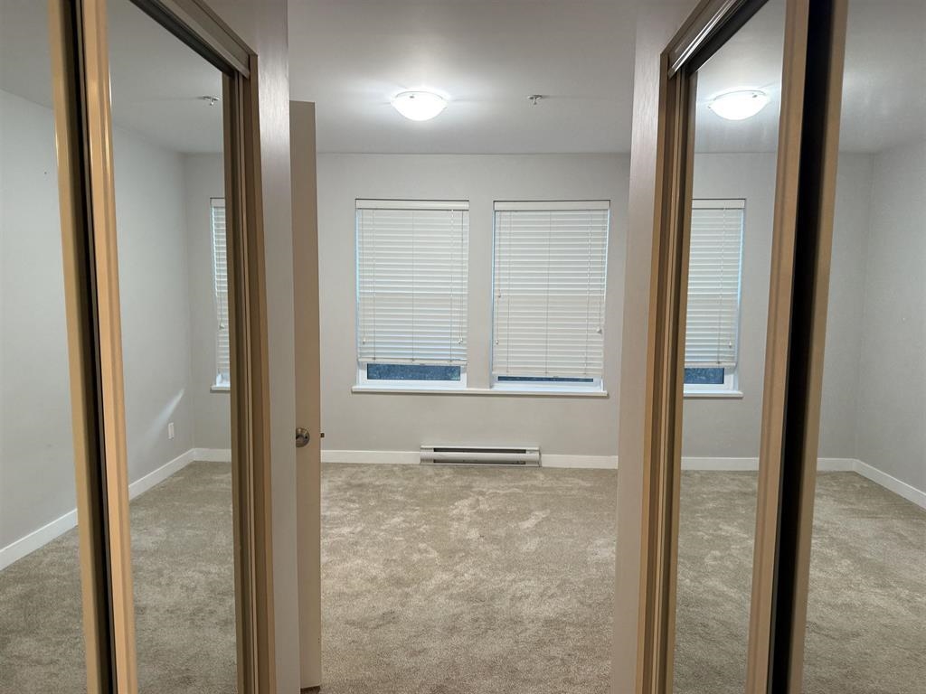 Kitchen Island Photo of 105 11580 223 Street, Maple Ridge, BC