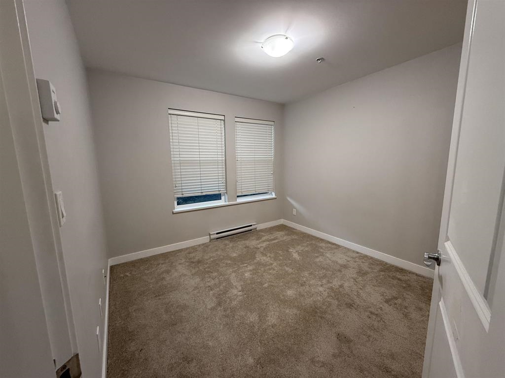 Kitchen Photo of 105 11580 223 Street, Maple Ridge, BC