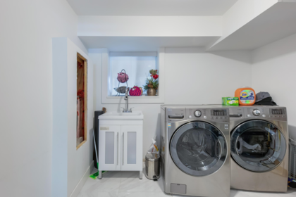 Hallway Photo of 23177 Willett Avenue, Richmond, BC