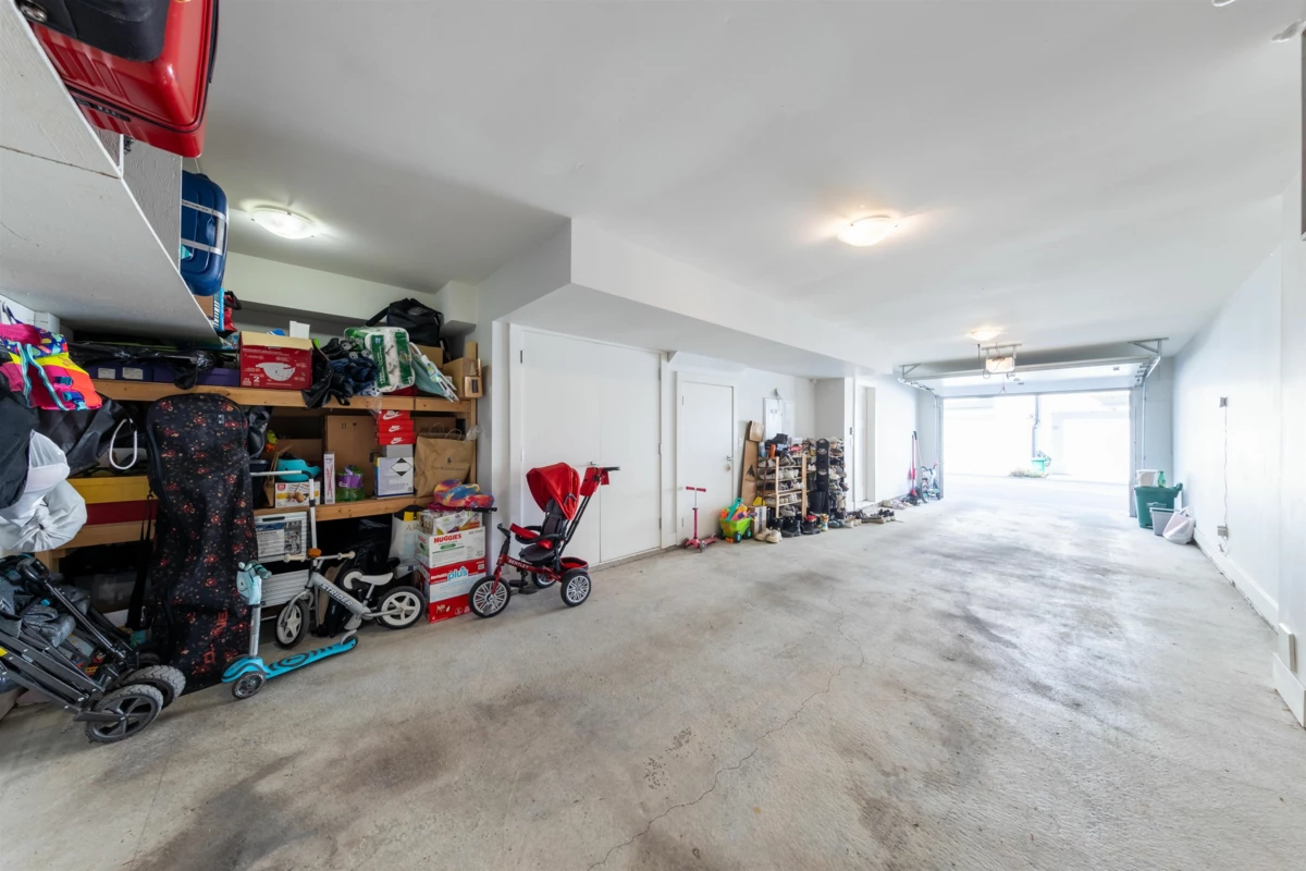 Outdoor Kitchen Photo of 9 9211 Mckim Way, Richmond, BC
