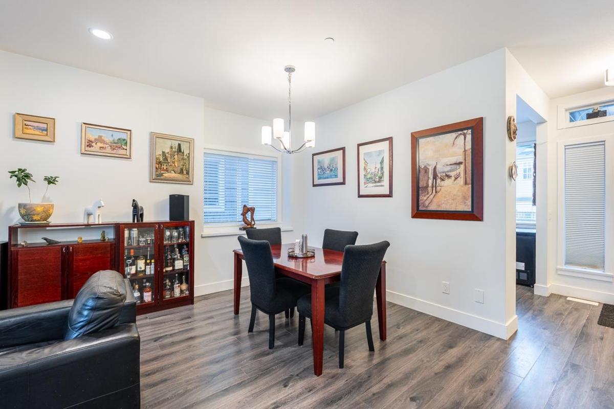 Dining Area Photo of 11167 240th Street, Maple Ridge, BC