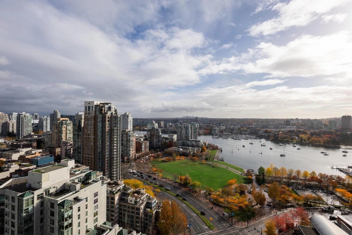 Laundry Room Photo of 2502 499 Pacific Street, Vancouver, BC
