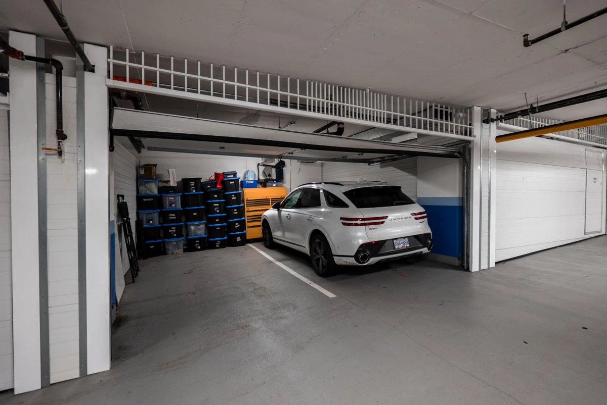 Neighborhood Park Photo Near 2502 499 Pacific Street, Vancouver, BC