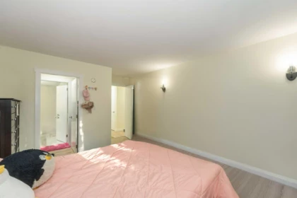 Hallway Photo of 206 2567 Victoria Street, Abbotsford, BC