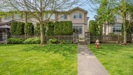 Hallway Photo of 51 22865 Telosky Avenue, Maple Ridge, BC