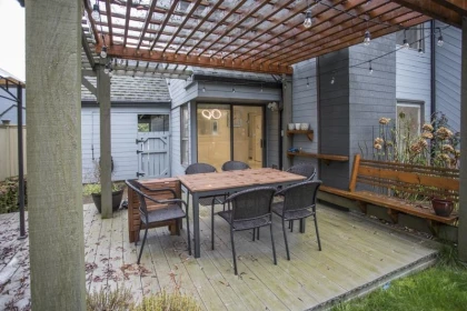 Front Yard Photo of 48 3851 Blundell Road, Richmond, BC