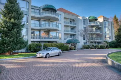 202 1745 Martin Drive, Surrey, BC, Surrey — Apartment/Condo for sale