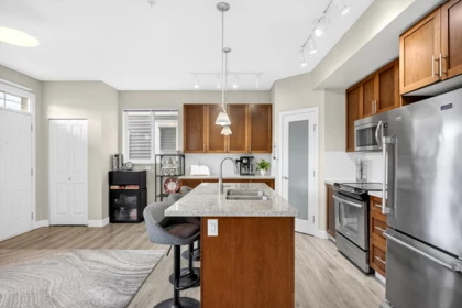Breakfast Nook Photo of 10115 240a Street, Maple Ridge, BC