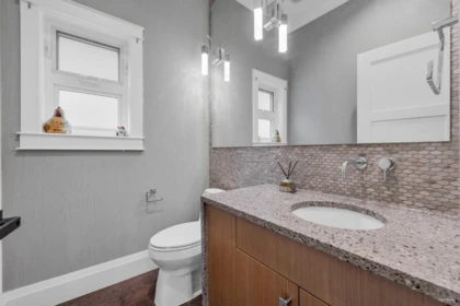 Mudroom Photo of 4217 W 16th Avenue, Vancouver, BC