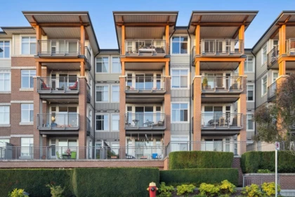 1109 963 Charland Avenue, Coquitlam, BC, Coquitlam — Apartment/Condo for sale
