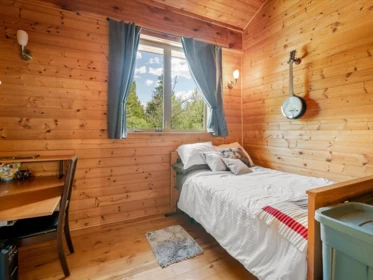 Bedroom 2 Photo of 1470 Fraser Road, Pemberton, BC