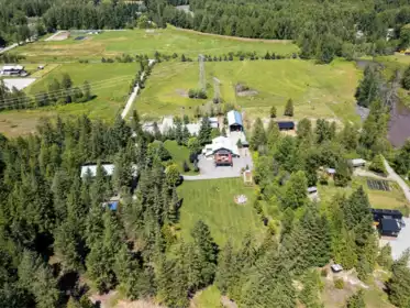 Garden / Landscaping Photo of 1470 Fraser Road, Pemberton, BC