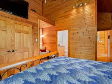 Primary Bedroom Photo of 1470 Fraser Road, Pemberton, BC