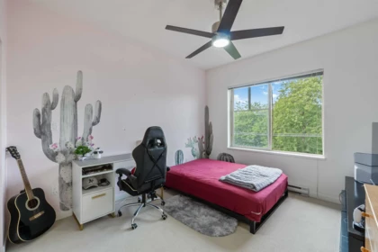 Bedroom 2 Photo of 404 22290 North Avenue, Maple Ridge, BC