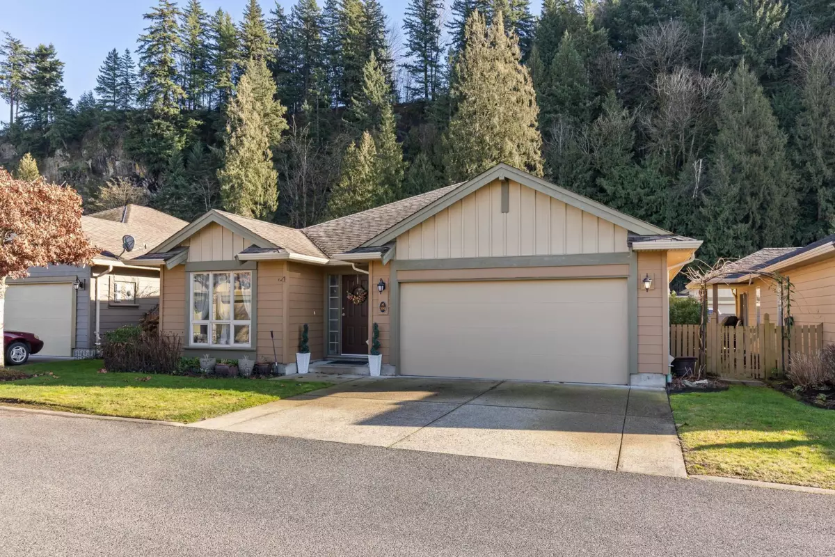 Exterior Rear Photo of 100 46000 Thomas Road, Chilliwack, BC