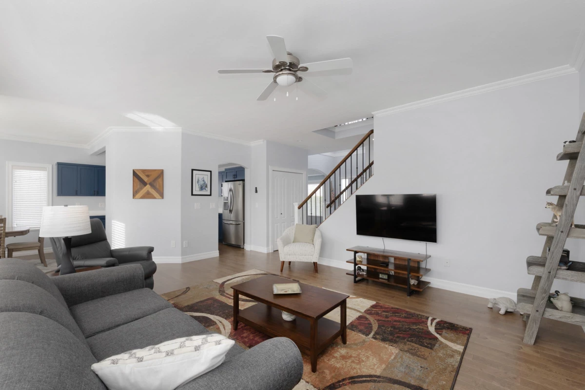 Family Room Photo of 8022 Little Terrace, Mission, BC