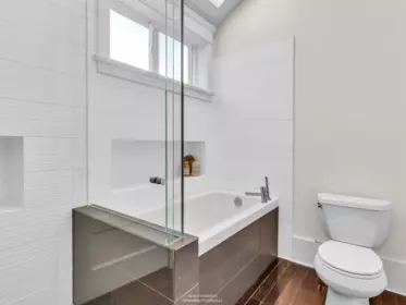 Powder Room Photo of 4446 Quebec Street, Vancouver, BC