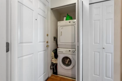 Guest Bathroom Photo of 2203 1188 Richards Street, Vancouver, BC