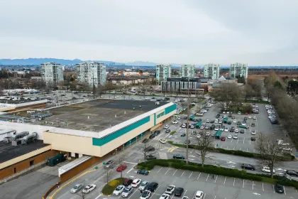 Hot Tub / Spa Photo of 610 8180 Lansdowne Road, Richmond, BC
