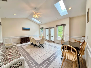 Basement Recreation Room Photo of 2485 148a Street, Surrey, BC
