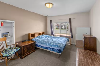 Laundry Room Photo of 32622 Egglestone Avenue, Mission, BC