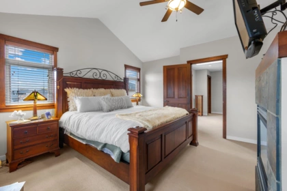 Office / Den Photo of 186 Macdonald Avenue, Burnaby, BC