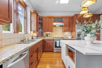 Primary Bedroom Photo of 186 Macdonald Avenue, Burnaby, BC