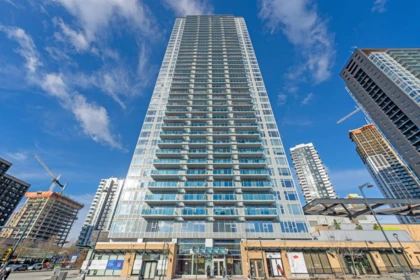 711 13615 Fraser Highway, Surrey, BC, Surrey — Apartment/Condo for sale